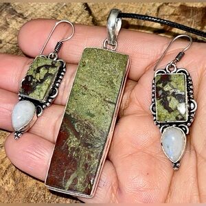 Dragon Bloodstone Jasper & Rainbow Moonstone Pendant & Earrings Set
